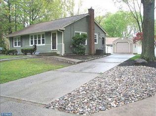 834 Grove St, Haddonfield, NJ 08033