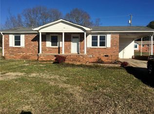 4 Randall St, Williamston, SC 29697