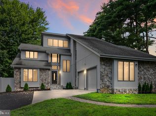 209 Union Mill Rd, Mount Laurel, NJ 08054