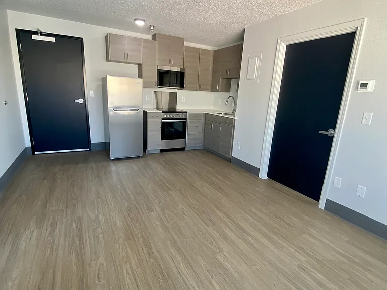 Shasta Place Apartments — Photo 18