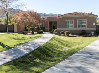 2803 E Desert Ln, Phoenix, AZ 85042