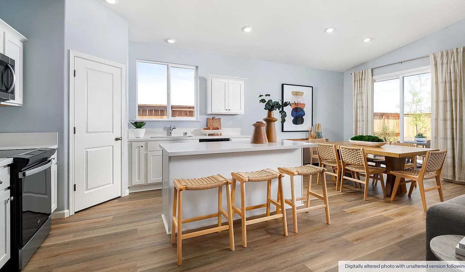 4 bed, 1898 sqft, $2,995 — Photo 3