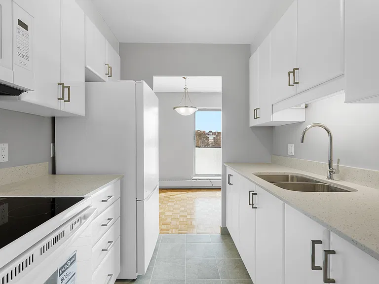 810 Canterbury Ave — Photo 27