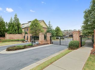 10465 Point Walk Pt, Johns Creek, GA 30022