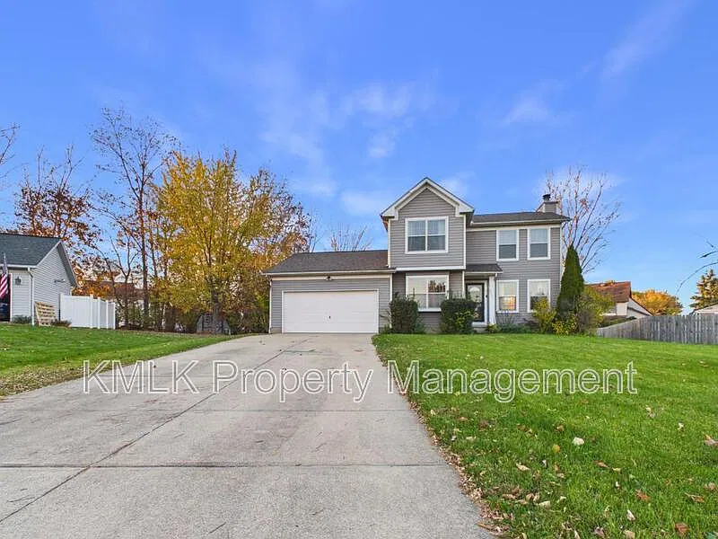 3 bed, 4.0 bath, 1564 sqft, $2,195 — Photo 2