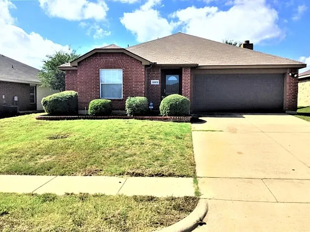 1009 Rock Springs Dr