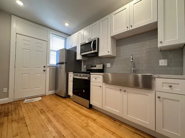 6556 S Fairfield Ave APT 1, Chicago, IL 60629