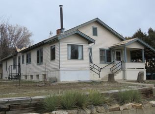 726 Apache Ave, Raton, NM 87740