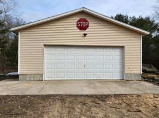 7040 Fredrick Rd, Twin Lake, MI 49457