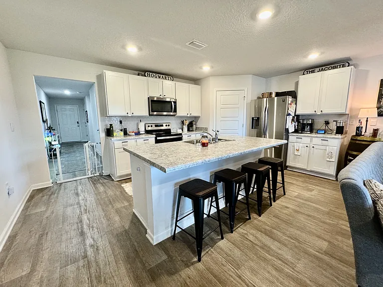7569 Steeplechase Blvd — Photo 18