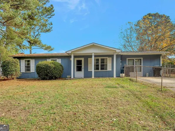 4454 Craig Dr, Ellenwood, GA 30294