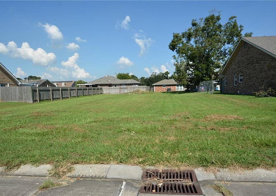 1st image of Moss Ln
