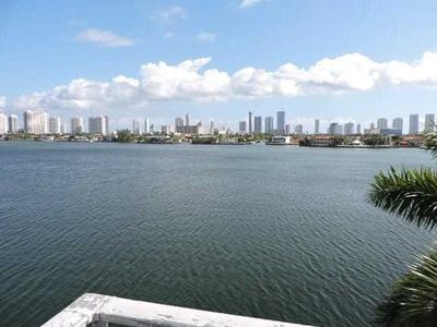 16558 NE 26th Ave APT 5F, North Miami Beach, FL, 33160