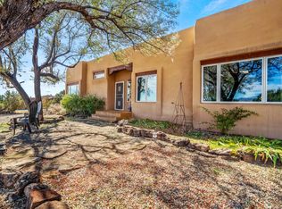 4 Highview Ln, Santa Fe, NM 87508