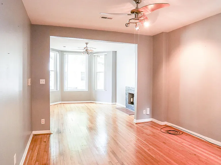 3556 N Wilton Ave #2 — Photo 5