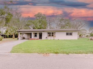 16 Flamevine Ln, Debary, FL 32713