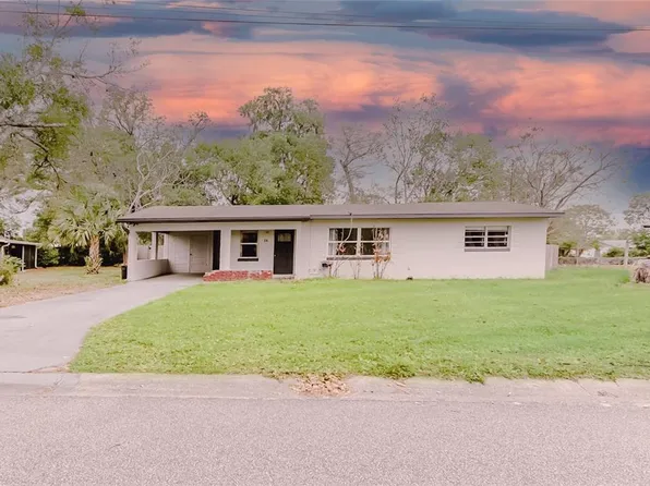 16 Flamevine Ln, Debary, FL 32713