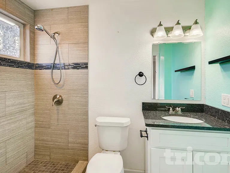 3222 Greenwood Cir — Photo 10