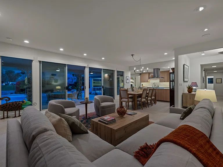 2367 Yosemite Dr — Photo 12