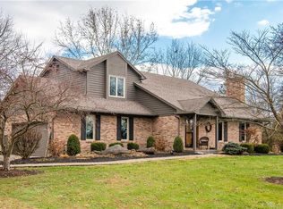 186 S Diamond Mill Rd, Clayton, OH 45315