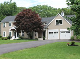 35 Riverside Dr, Norwell, MA 02061