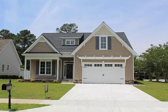 1st image of 3600 Colony Woods Dr
