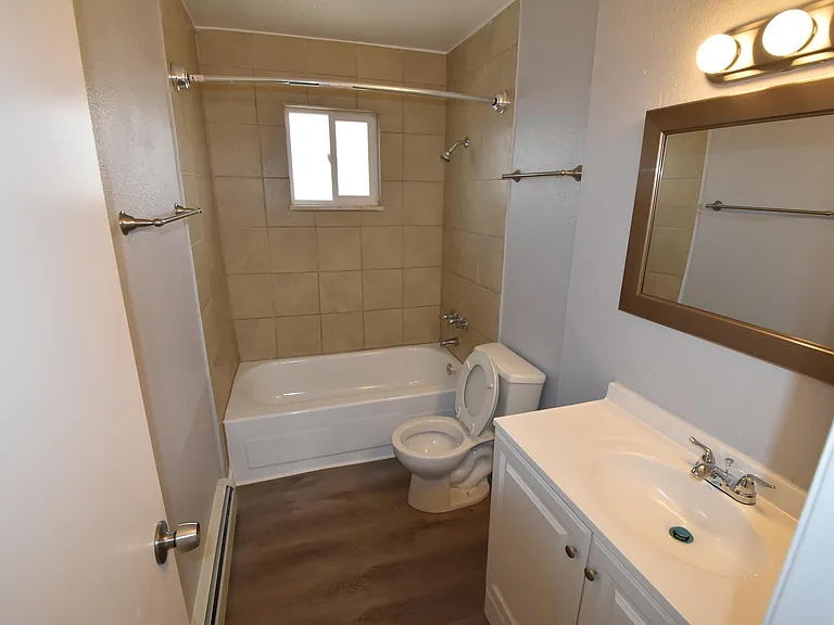 4235 Loomis Ave #1 — Photo 5