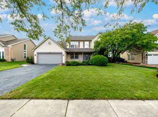 1535 Birmingham Ln, Crystal Lake, IL