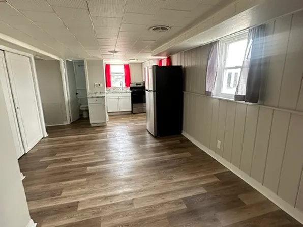 216 W Filbert St #5, East Rochester, NY 14445