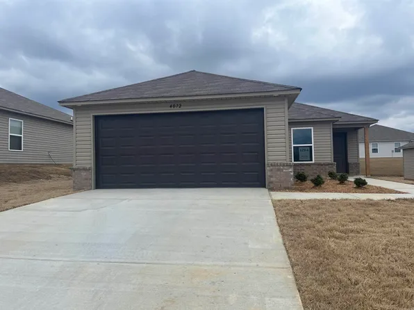 4072 Kings River Trl, Bauxite, AR 72011