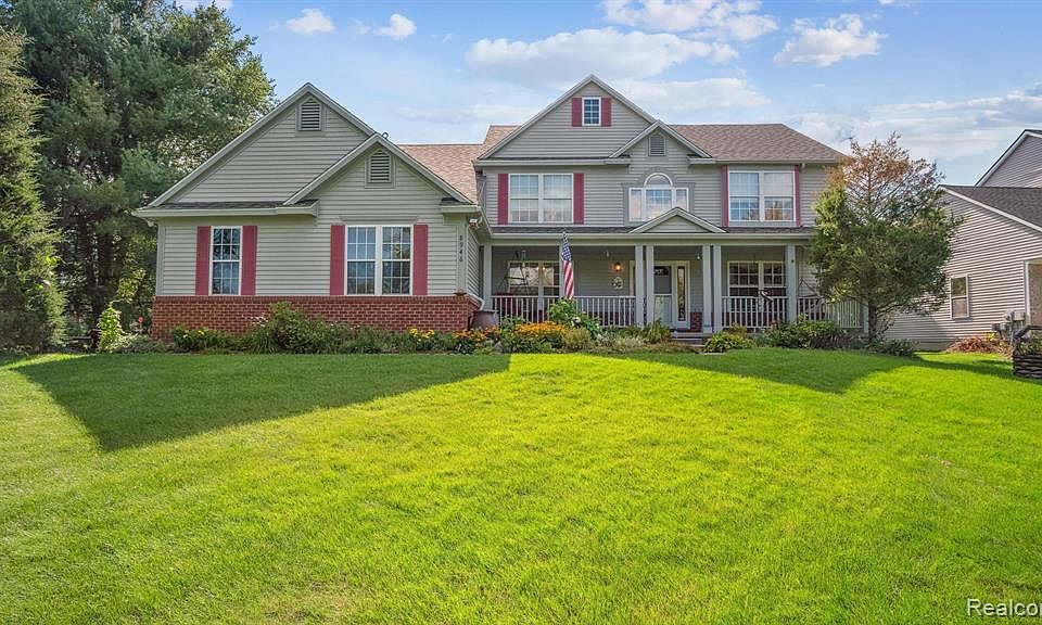 8946 Redstone Dr, Pinckney, MI 48169 Zillow