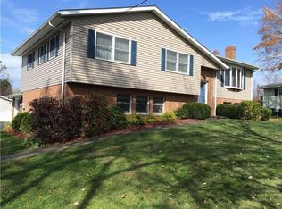 6 Imperial Dr, Greenville, PA 16125