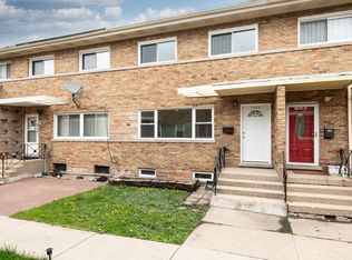 7502 N Ridge Blvd APT D, Chicago, IL 60645