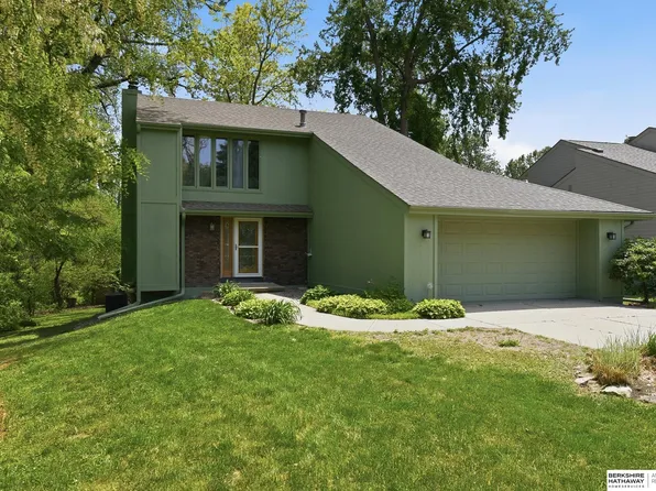 1831 S 160th St, Omaha, NE 68130