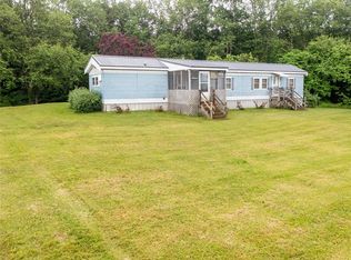 9107 Eelpot Rd, Naples, NY 14512