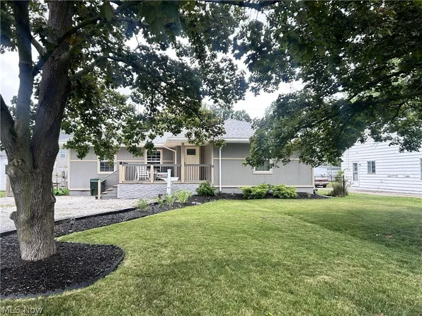 758 E 348th St, Eastlake, OH 44095