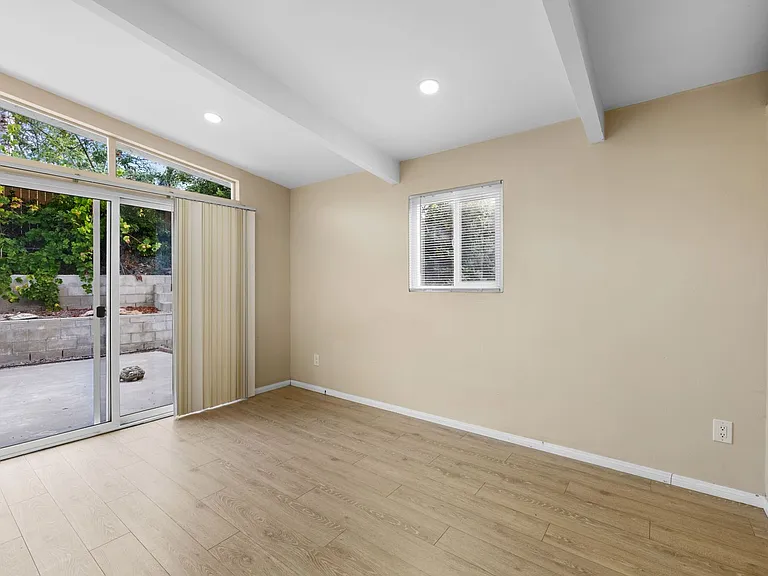 5410 Baja Dr — Photo 14