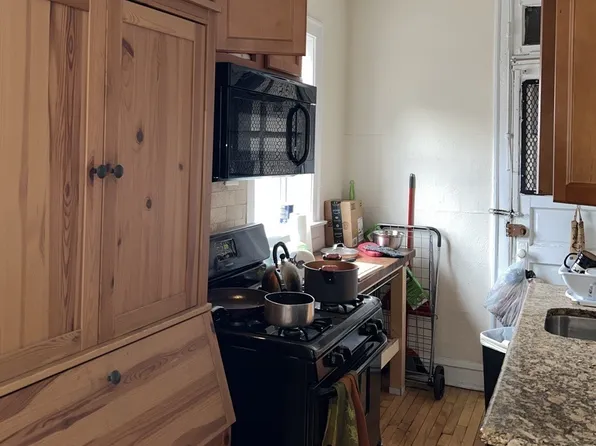 2312 N Drake Ave APT 2S, Chicago, IL 60647