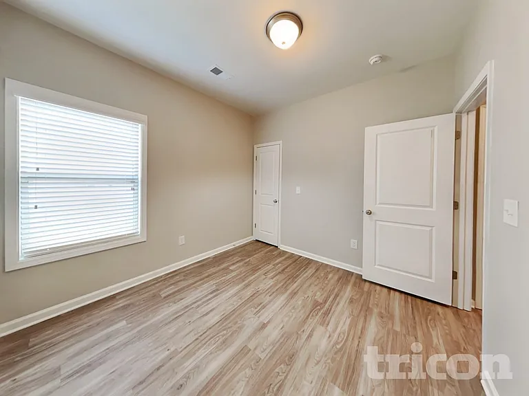 112 Oldham Way — Photo 12