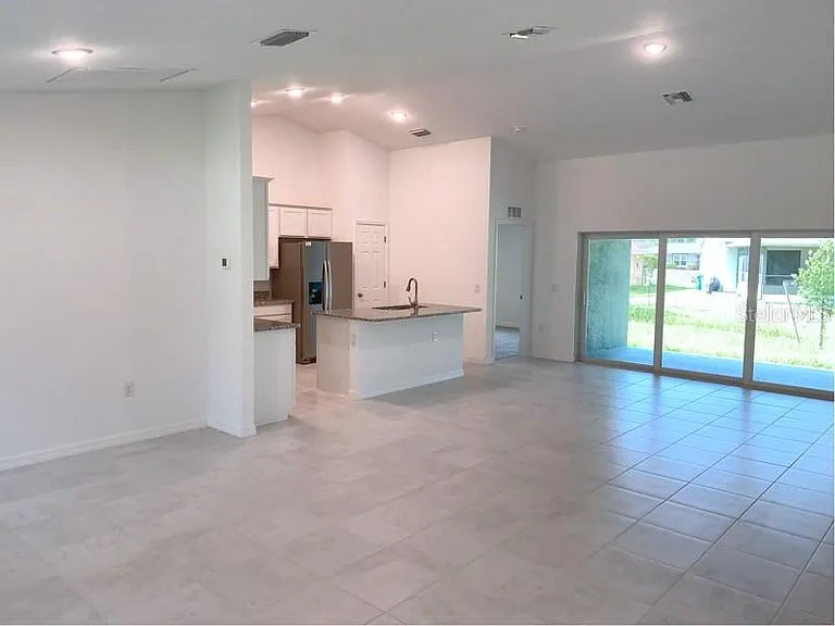 22376 Blanchard Ave — Photo 5