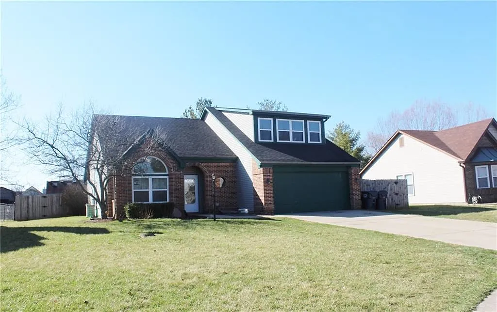 1035 E White Ash Ct photo 1
