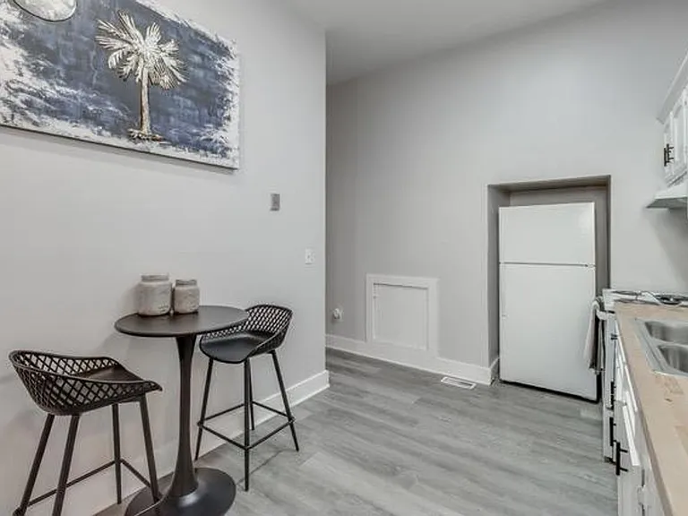 1113 Olympia Ave — Photo 13