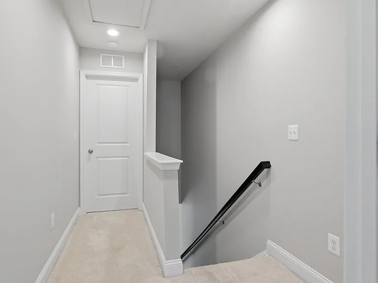 3rd floor with 2 bedrooms.