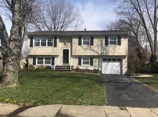 46 Andover Rd, Jackson, NJ 08527