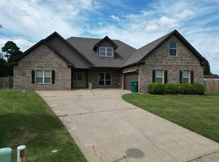 3323 Stonewall Dr, Benton, AR 72015