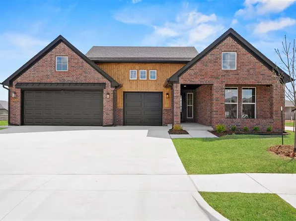 10532 NW 33rd Pl, Yukon, OK 73099
