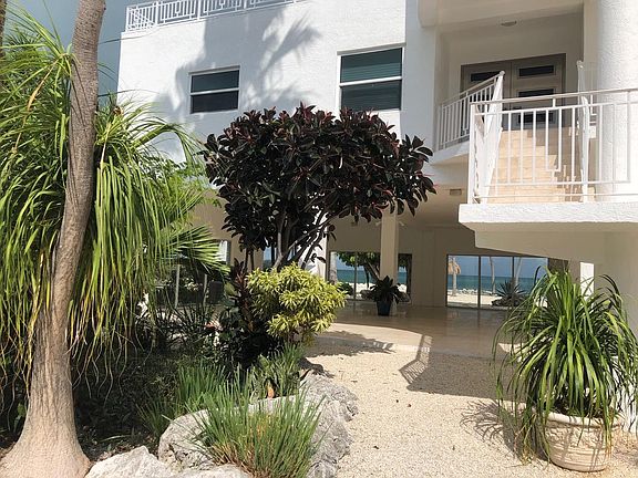 4th image of 125 Pirates Cove Dr