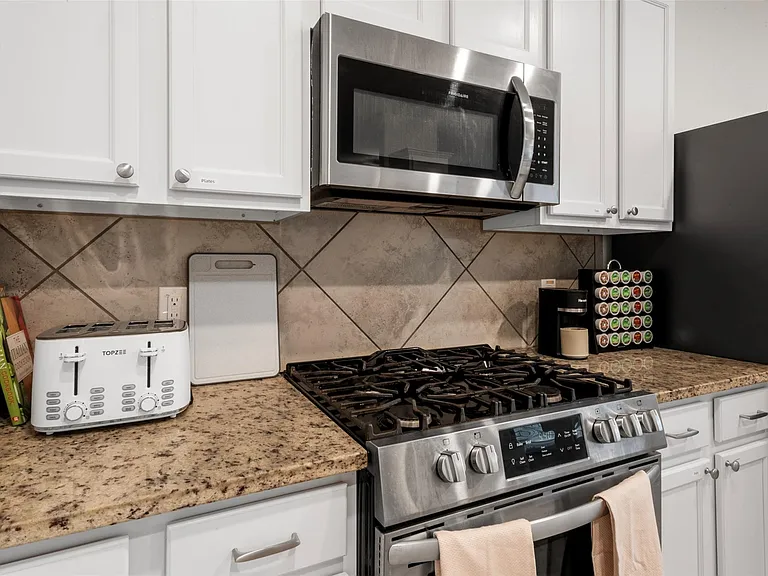 18426 White Stallion Ln — Photo 19