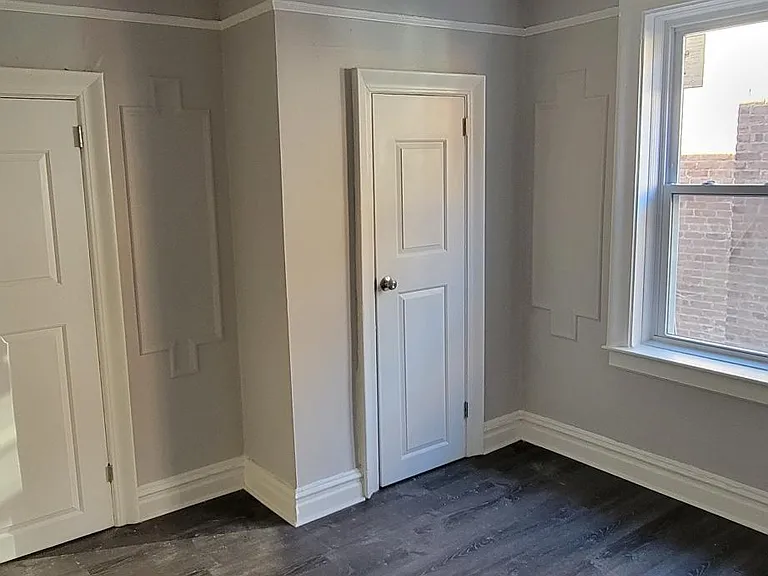 355 Danforth Ave #AE — Photo 3