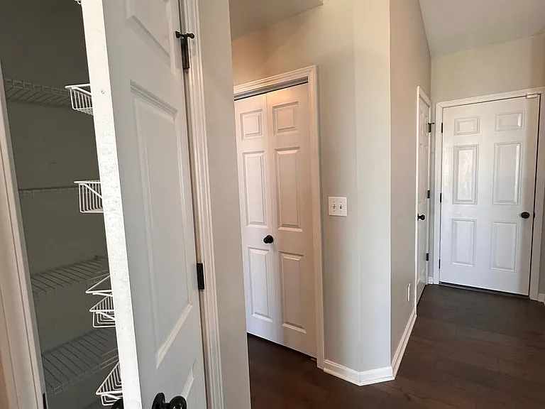 16303 Rockcrest View Ln — Photo 18
